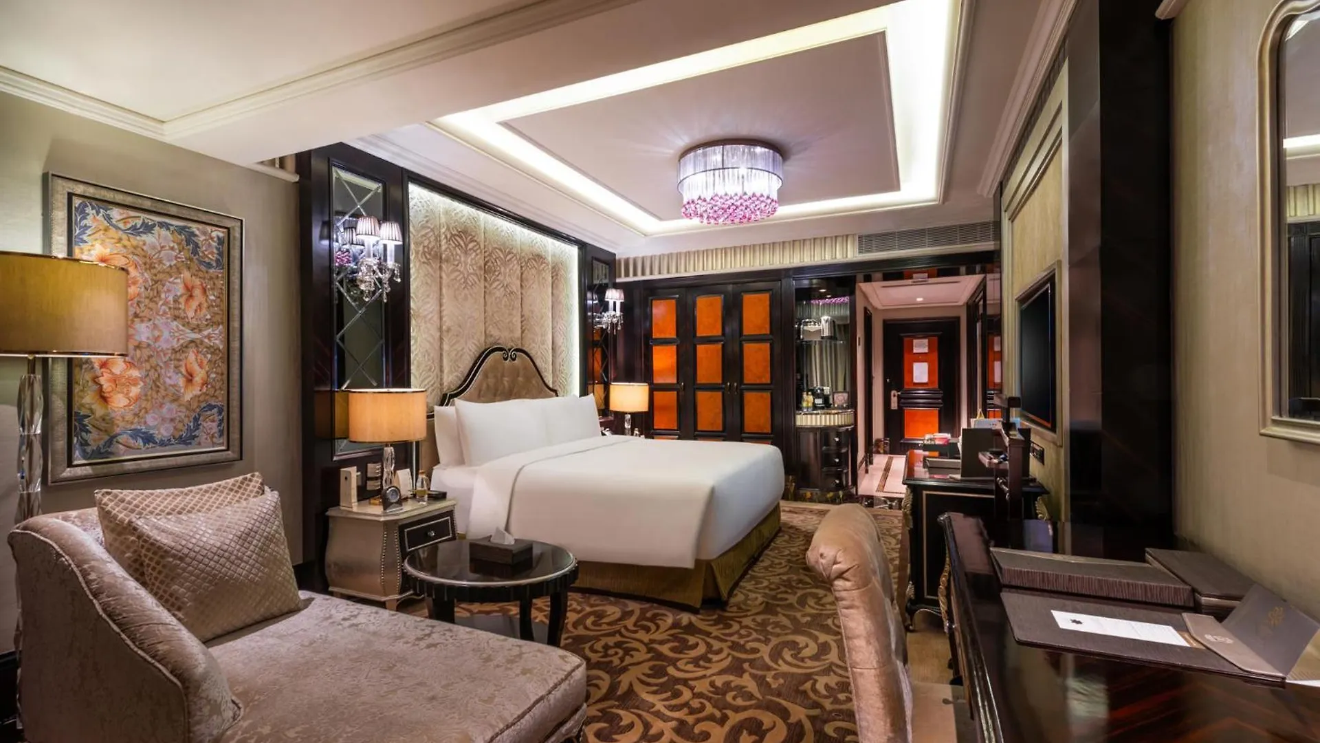 Narcissus Riyadh Hotel & Spa 5*,