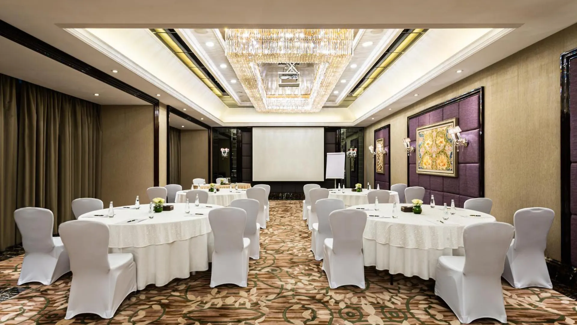 *****  Narcissus Riyadh Hotel & Spa Saúdská Arábie